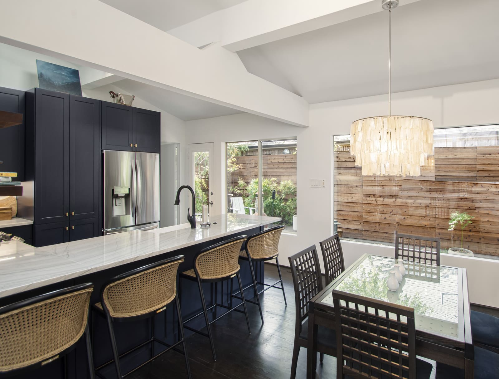 Kitchen remodel with island in Dallas, TX home remodel by Sardone | McLain