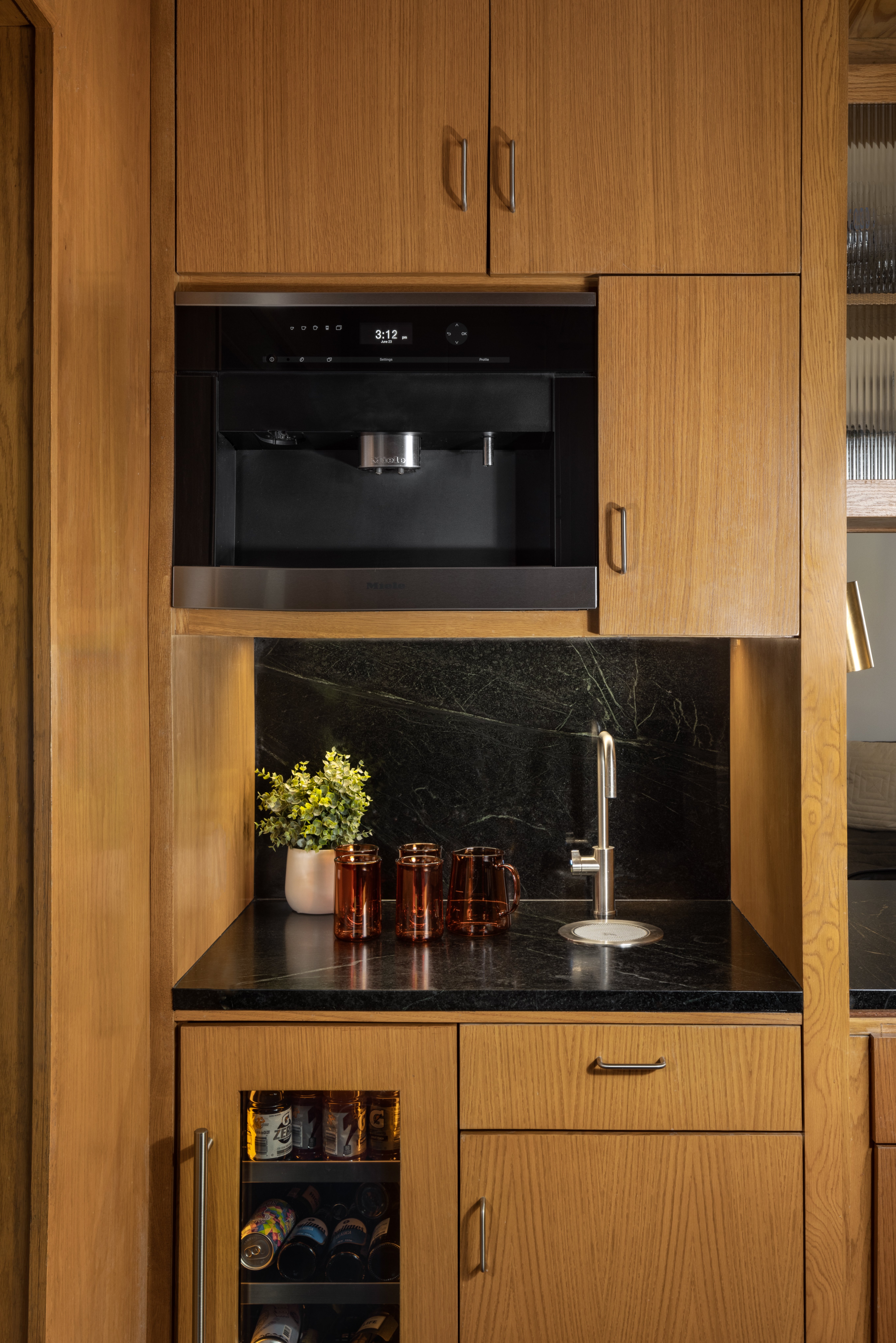 SM-9831Ravensway6.2025-25