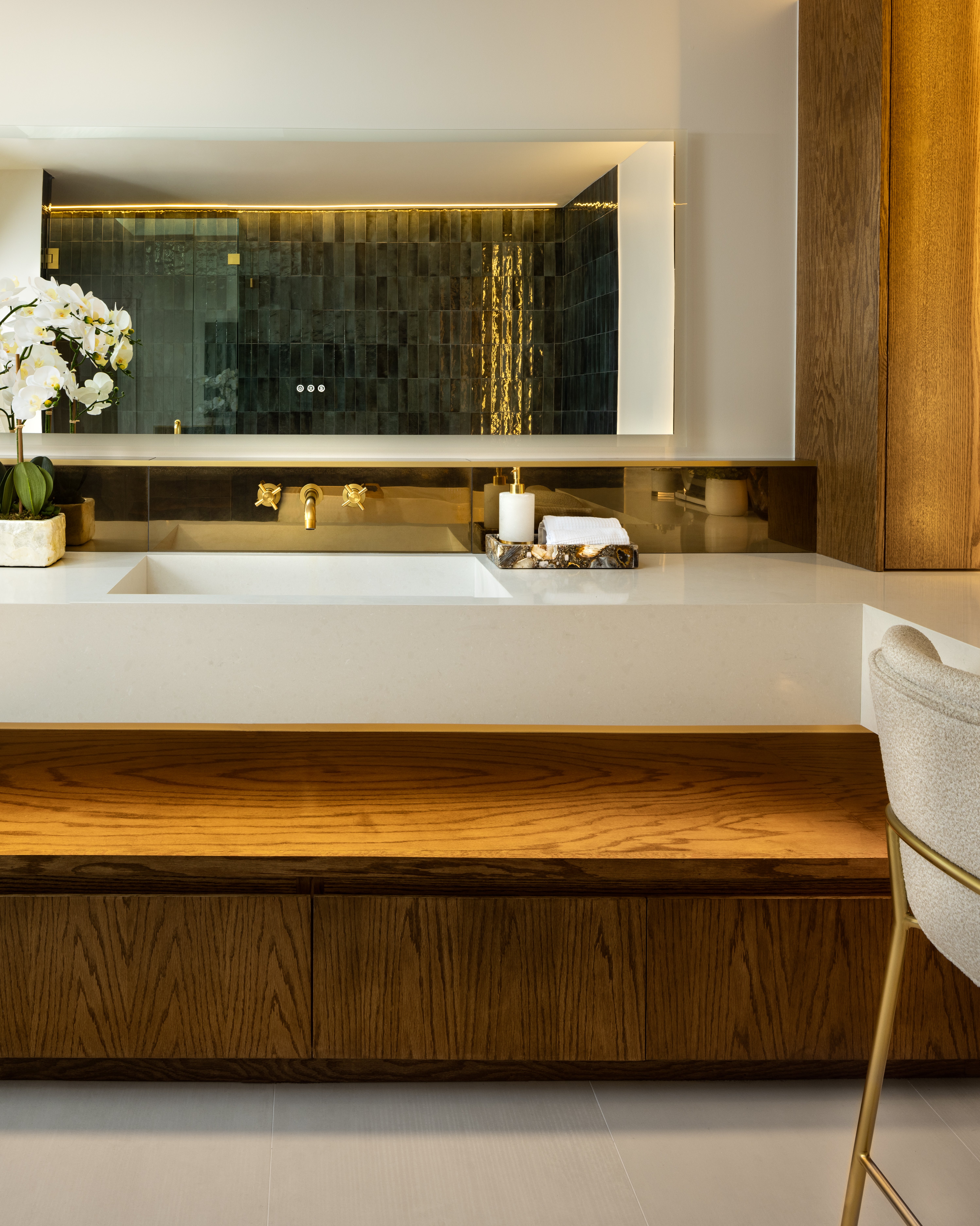 SM-9831Ravensway6.2025-39-2