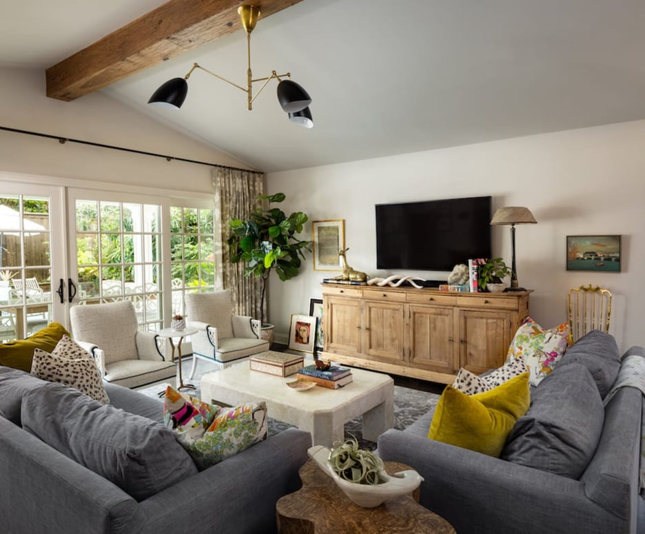 dallas-renovation-beam-living-room