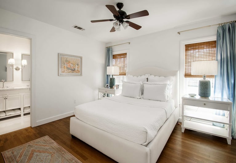 Primary suite addition by Sardone | McLain in Dallas