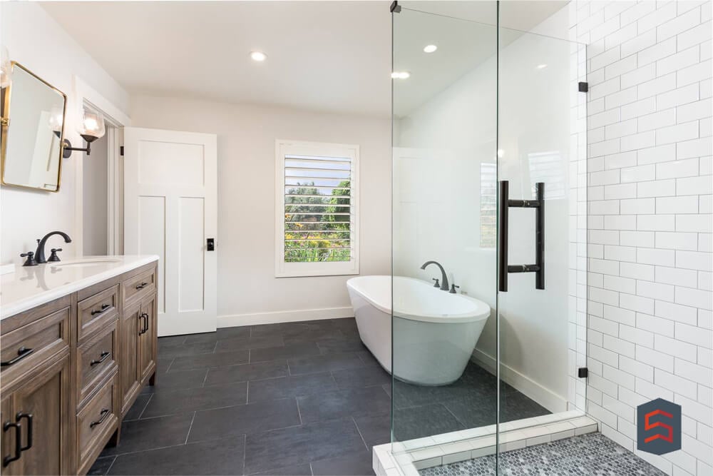 Keep Your Bathroom Looking Modern With These Remodeling Tips